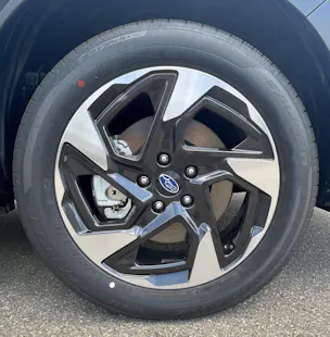 Subaru Crosstrek 2.0i e-Boxer Swiss Plus