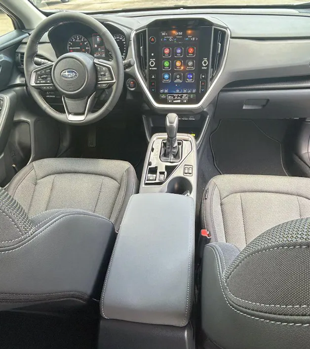 Subaru Crosstrek 2.0i e-Boxer Swiss Plus