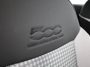 Fahrzeugbild FIAT 500 Cabrio 1.0 Hybrid Dolcevita
