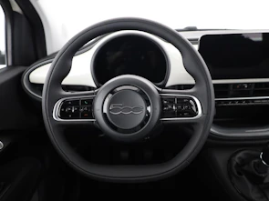 Fahrzeugbild FIAT 500 Cabrio 1.0 Hybrid Dolcevita