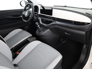Fahrzeugbild FIAT 500 Cabrio 1.0 Hybrid Dolcevita
