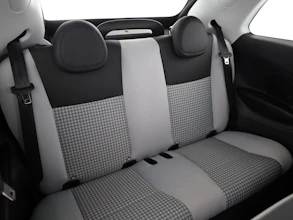 https://vehicle.imgix.net/4375990/b69ac70a-906c-40f3-9397-5f1c6d2bb081.jpg
