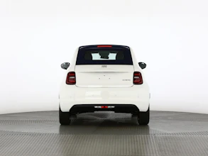 https://vehicle.imgix.net/4375990/c3a432f9-ff55-4a81-85c0-a33d4d78dfd8.jpg