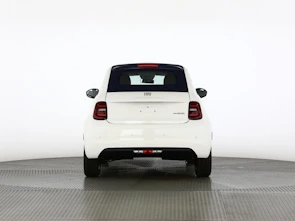 Fahrzeugbild FIAT 500 Cabrio 1.0 Hybrid Dolcevita