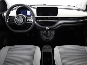https://vehicle.imgix.net/4375990/da58c680-1885-4044-a3d2-02396885b9d4.jpg