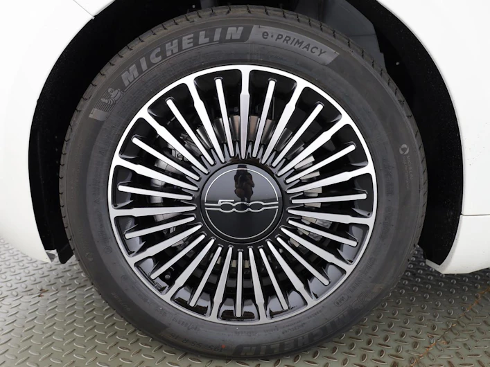 Fahrzeugbild FIAT 500