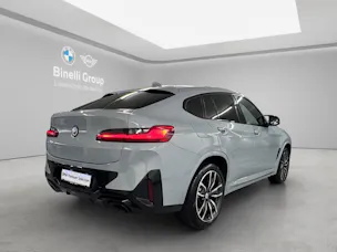 BMW X4 M40i