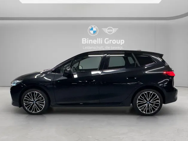 BMW 230e xDrive paddles Active Tourer