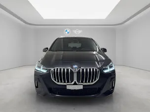 BMW 230e xDrive paddles Active Tourer