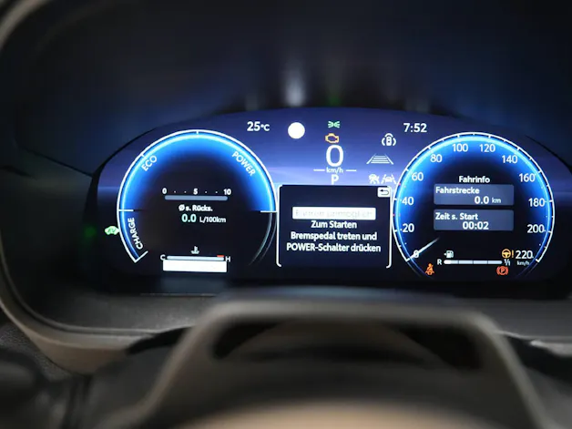 Toyota Yaris 1.5 VVT-i HSD Premium