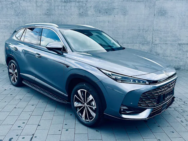 MG HS 1.5 PHEV Luxury