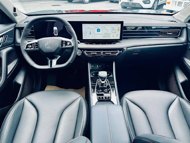 MG HS 1.5 PHEV Luxury