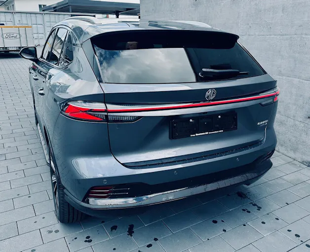MG HS 1.5 PHEV Luxury