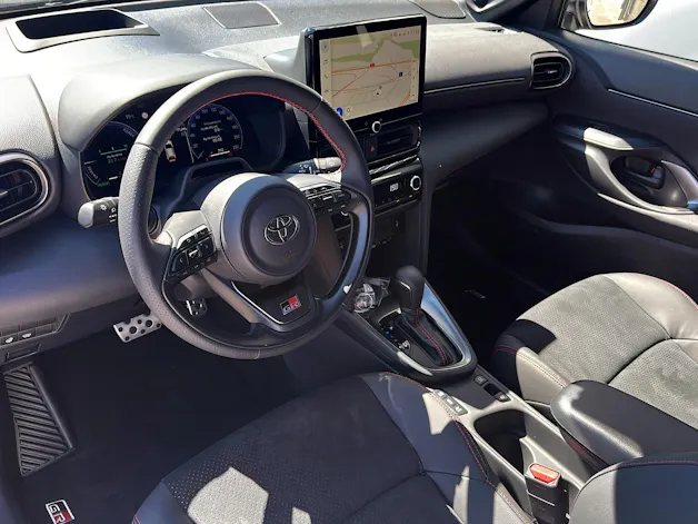 Toyota Yaris Cross 1.5 VVT-i HSD GR Sport