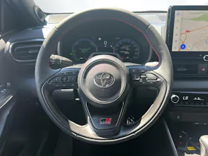 Toyota Yaris 1.5 VVT-i HSD GR Sport