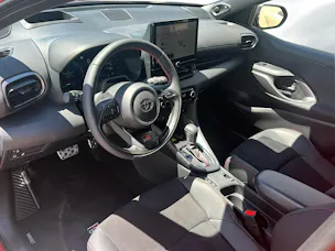 Toyota Yaris 1.5 VVT-i HSD GR Sport