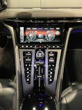 https://vehicle.imgix.net/4376083/41360365-eb19-4b36-82e4-135dae94922d.jpg