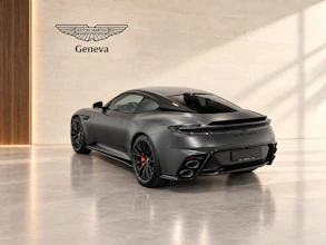 https://vehicle.imgix.net/4376083/4e1df7fc-27a3-4b22-92af-3c2f458baef8.jpg