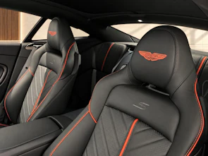 immagine del veicolo ASTON MARTIN DB12 Coupé 4.0 S V8 Bi-Turbo