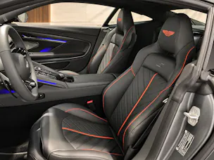 ASTON MARTIN DB12 Coupé 4.0 S V8 Bi-Turbo