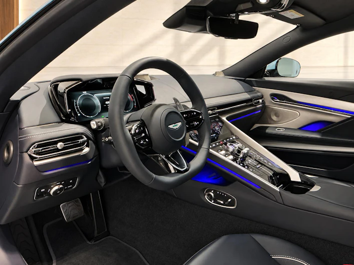 immagine del veicolo ASTON MARTIN DB12