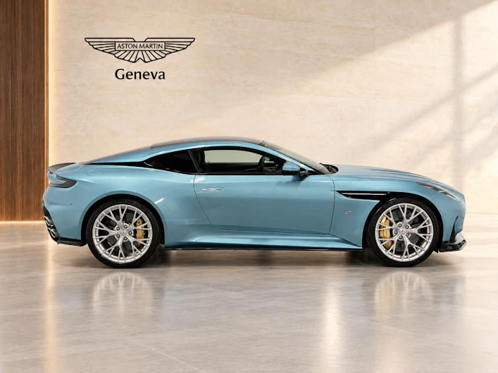 immagine del veicolo ASTON MARTIN DB12