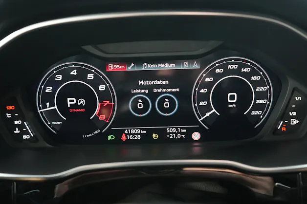 Audi RS Q3 2.5 TFSI quattro S-Tronic