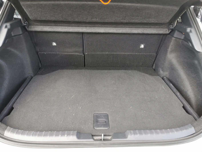 Fahrzeugbild TOYOTA COROLLA