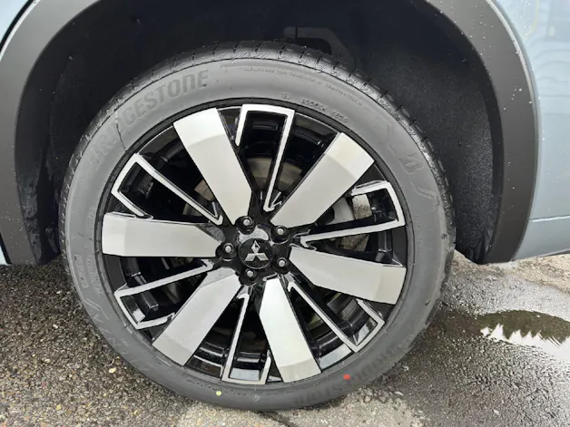Mitsubishi Outlander 2.4 PHEV Instyle 4x4