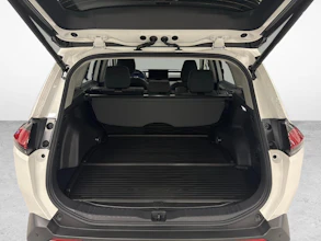 https://vehicle.imgix.net/4376191/5e9560e8-a773-41e9-a33c-c0a64b946782.jpg