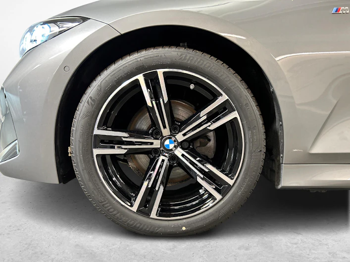 immagine del veicolo BMW 3 SERIES