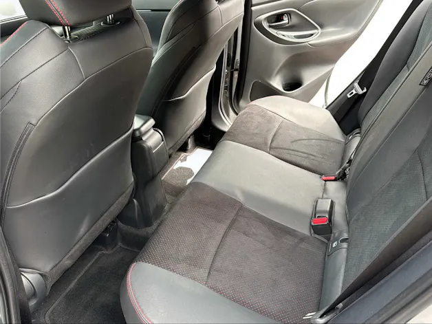 Toyota Yaris Cross 1.5 VVT-i HSD GR Sport