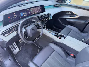 Peugeot 5008 1.2 Hybrid GT