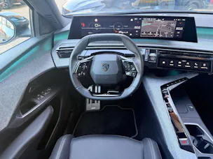 Peugeot 5008 1.2 Hybrid GT