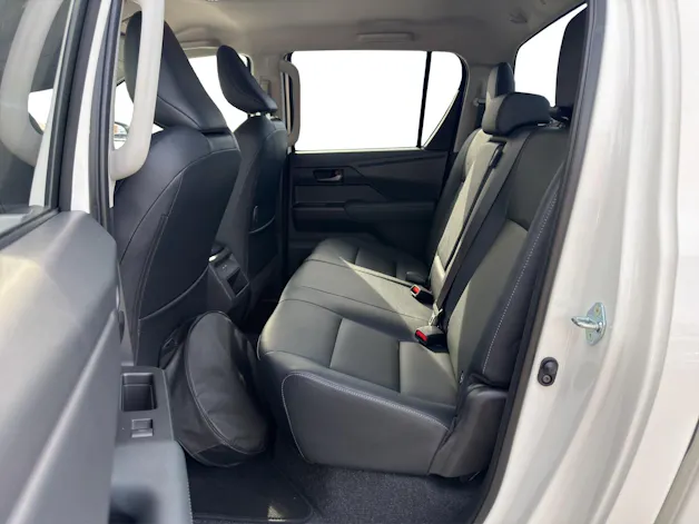 Toyota Hilux Double Cab.-Pick-up 59KWh Style