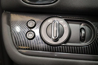 https://vehicle.imgix.net/4376260/016734a4-00bf-42b3-9e6e-3beedec394b8.JPG