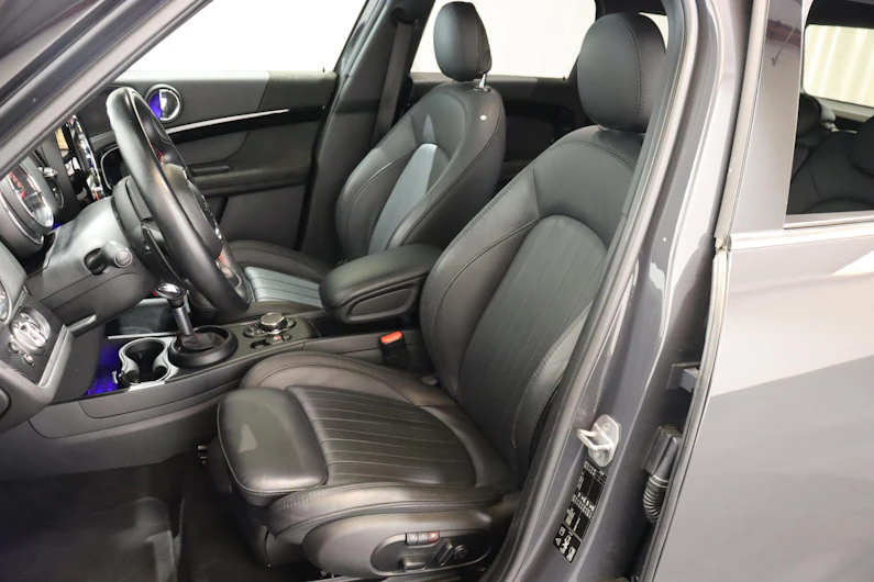 image du véhicule MINI COUNTRYMAN