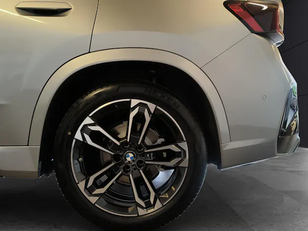 BMW iX1 30 xDrive