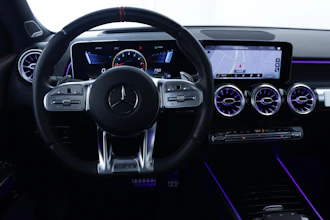 https://vehicle.imgix.net/4376318/b3e20138-6613-4af8-96e9-f9ec9fd9eea0.JPG