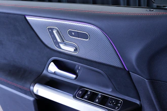 https://vehicle.imgix.net/4376318/f6360ea1-542c-4362-a9aa-78d2b14823c7.JPG
