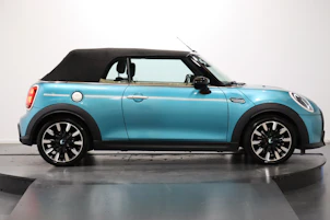 Fahrzeugbild MINI Cabrio F57 2.0i Cooper S SDKG
