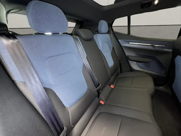 VOLVO EX30 CC E60 Twin Performance AWD