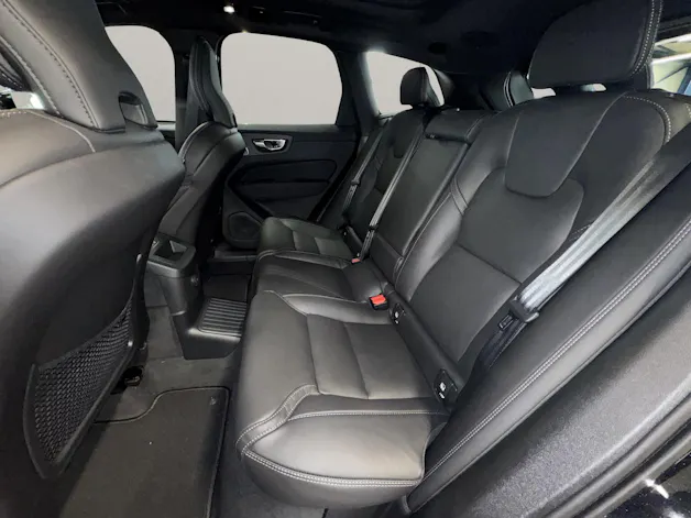 VOLVO XC60 2.0 T8 TE Ultra Dark eAWD