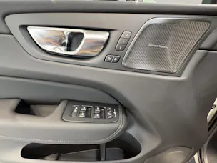Volvo XC60 2.0 T6 TE Core eAWD