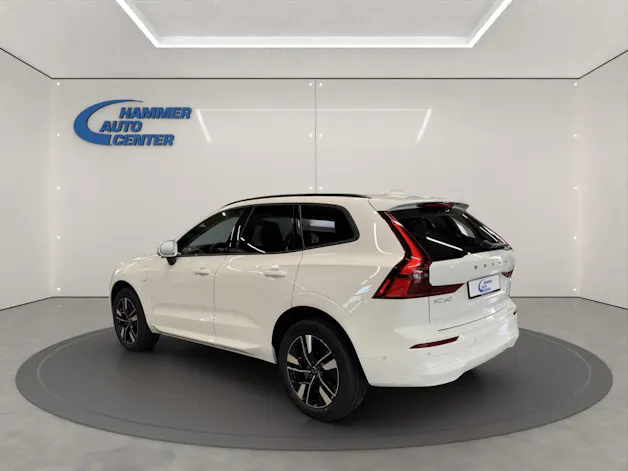 VOLVO XC60 2.0 T6 TE Core eAWD
