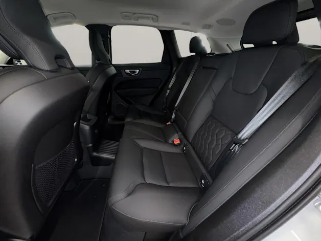 VOLVO XC60 2.0 T6 TE Core eAWD