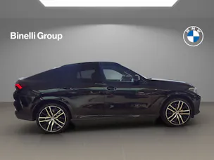 BMW X6 M50i