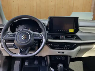 Suzuki Swift 1.2 Sakura Hybrid 4x4