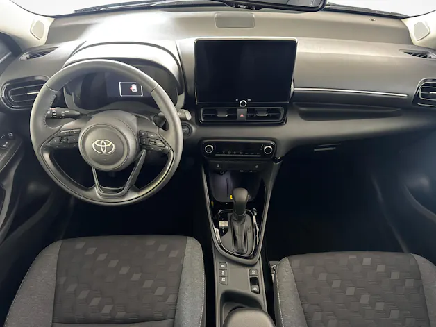 Toyota Yaris 1.5 VVT-i HSD Trend
