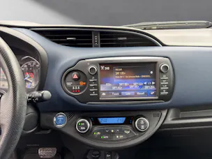 Toyota Yaris 1.5 VVT-i HSD Style
